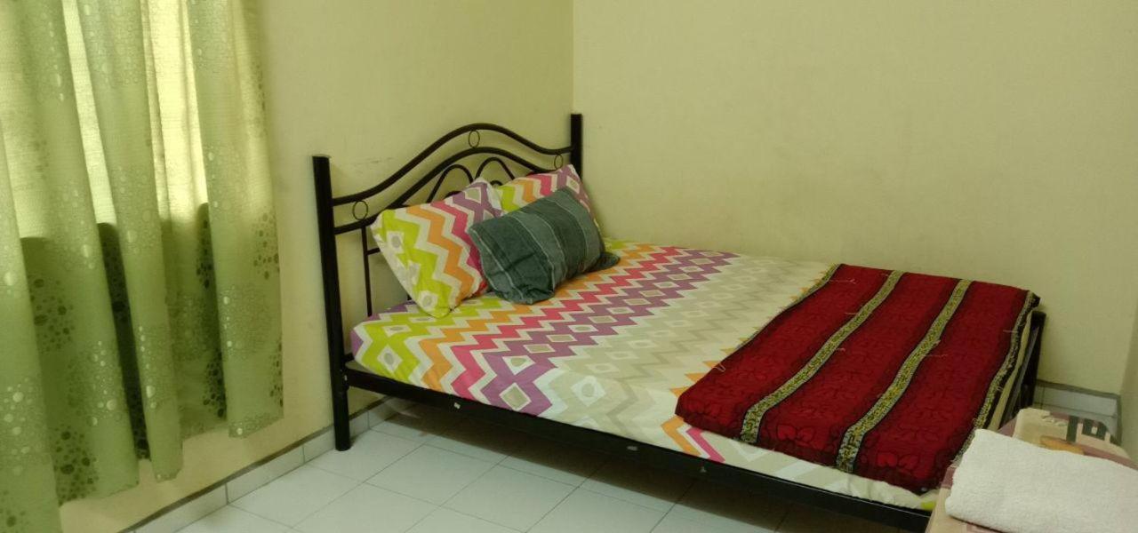 Bajet Homestay - Low Cost Houses كوانتان المظهر الخارجي الصورة
